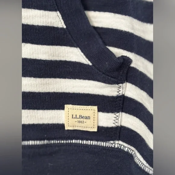 L.L. Bean Hoodie in Blue and White, full zip, size L - Picture 9 of 9